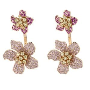 EYECANDY
LOS ANGELES
18K Gold Plated Pink Rose
CZ Crystal Earring
$92.00